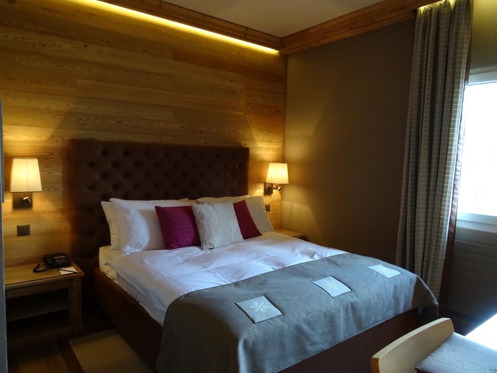 Hotel Royal Crans-Montana Phòng bức ảnh